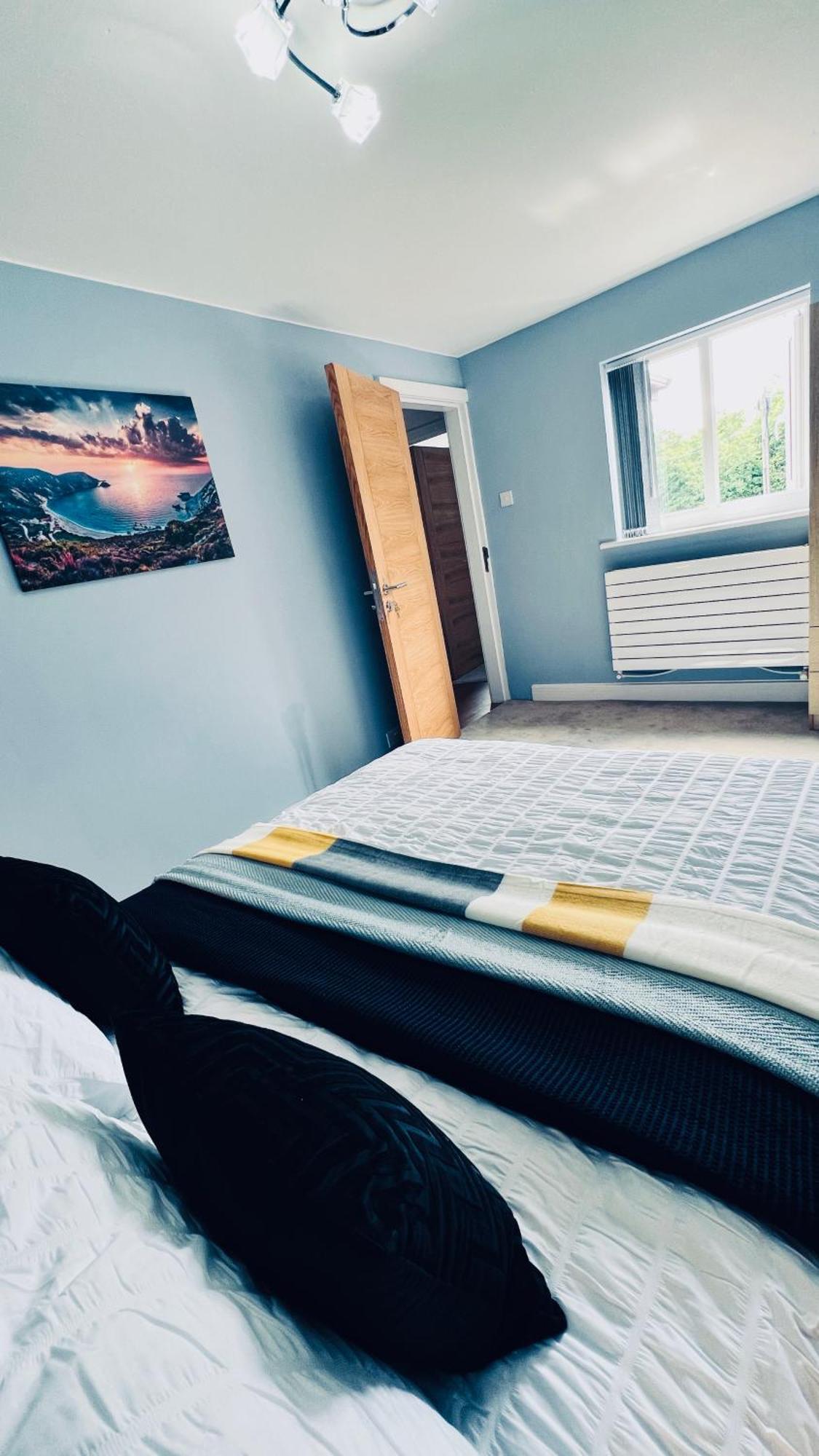 Deluxe 2 Bedroom Apartment Шефилд Екстериор снимка