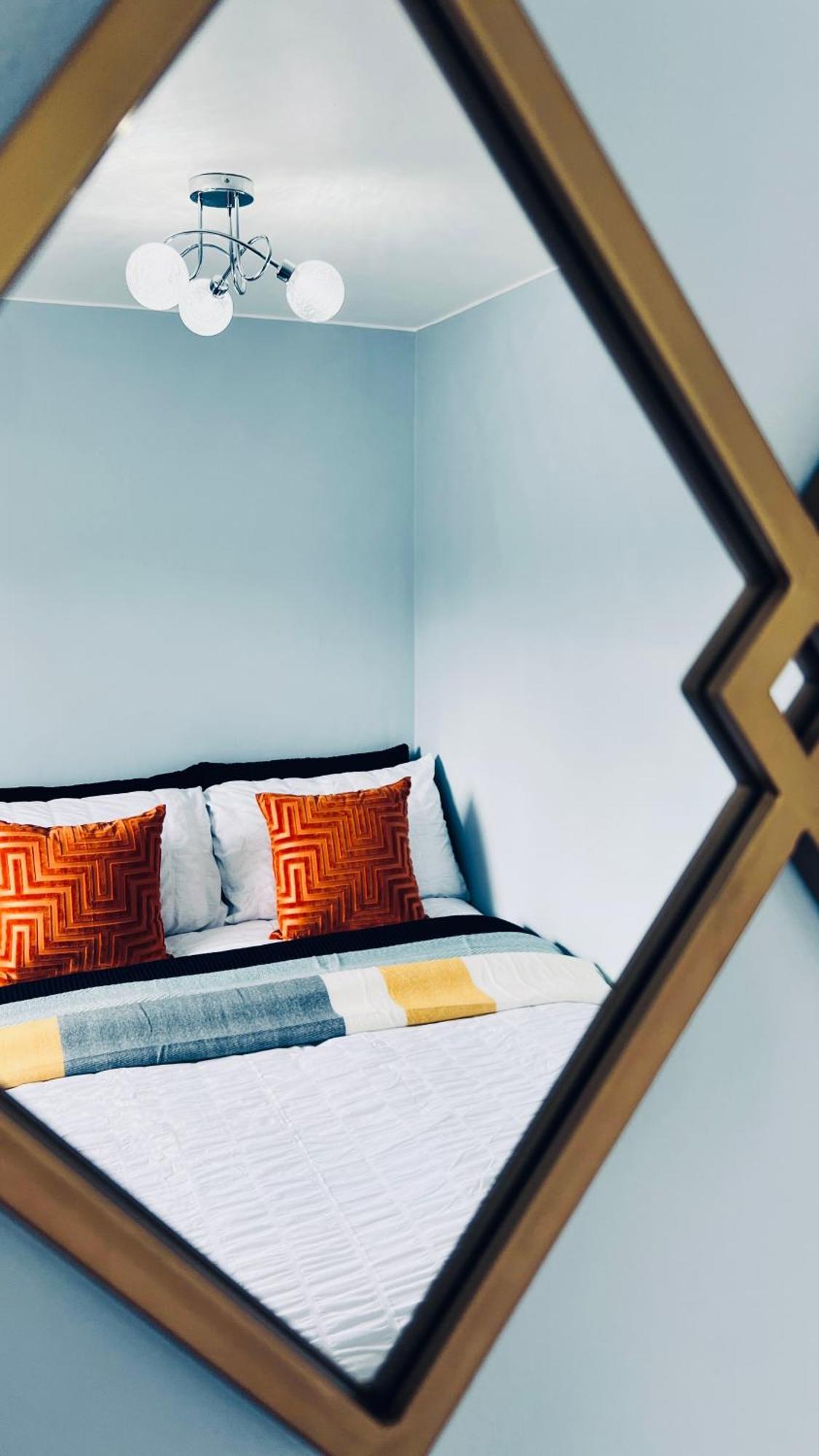 Deluxe 2 Bedroom Apartment Шефилд Екстериор снимка