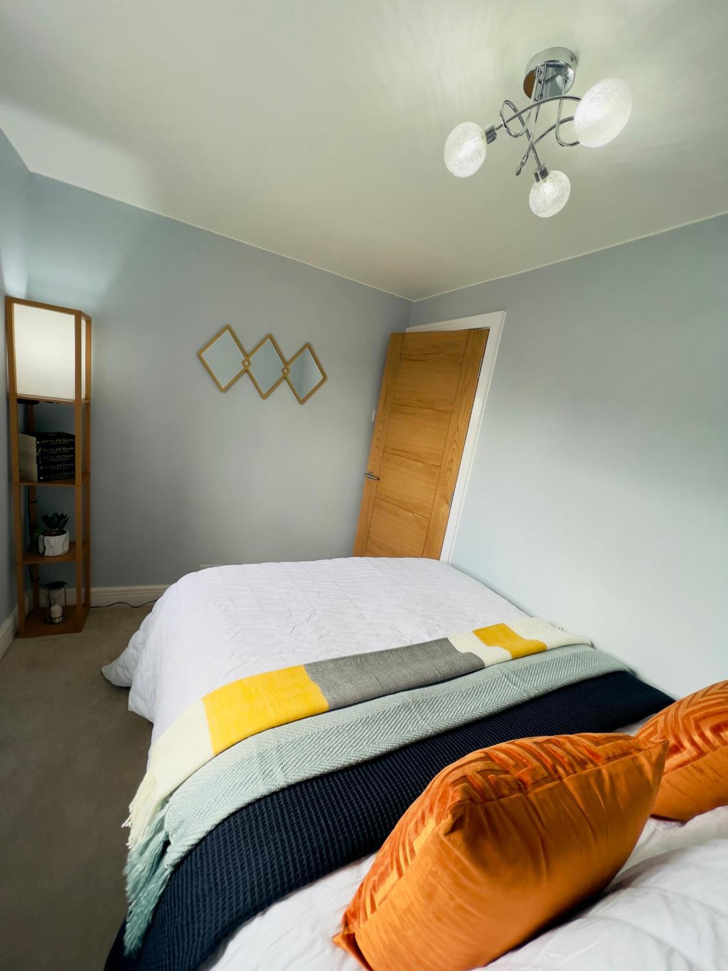 Deluxe 2 Bedroom Apartment Шефилд Екстериор снимка