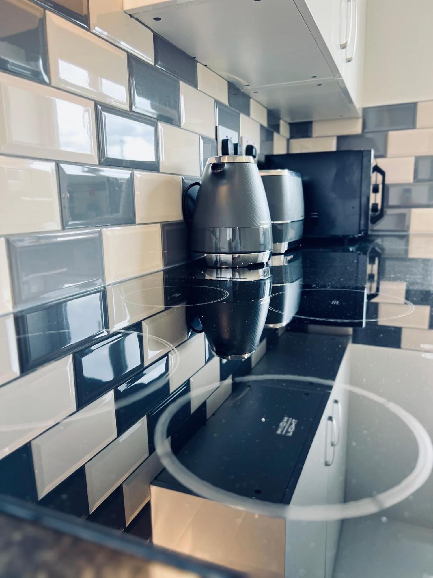 Deluxe 2 Bedroom Apartment Шефилд Екстериор снимка