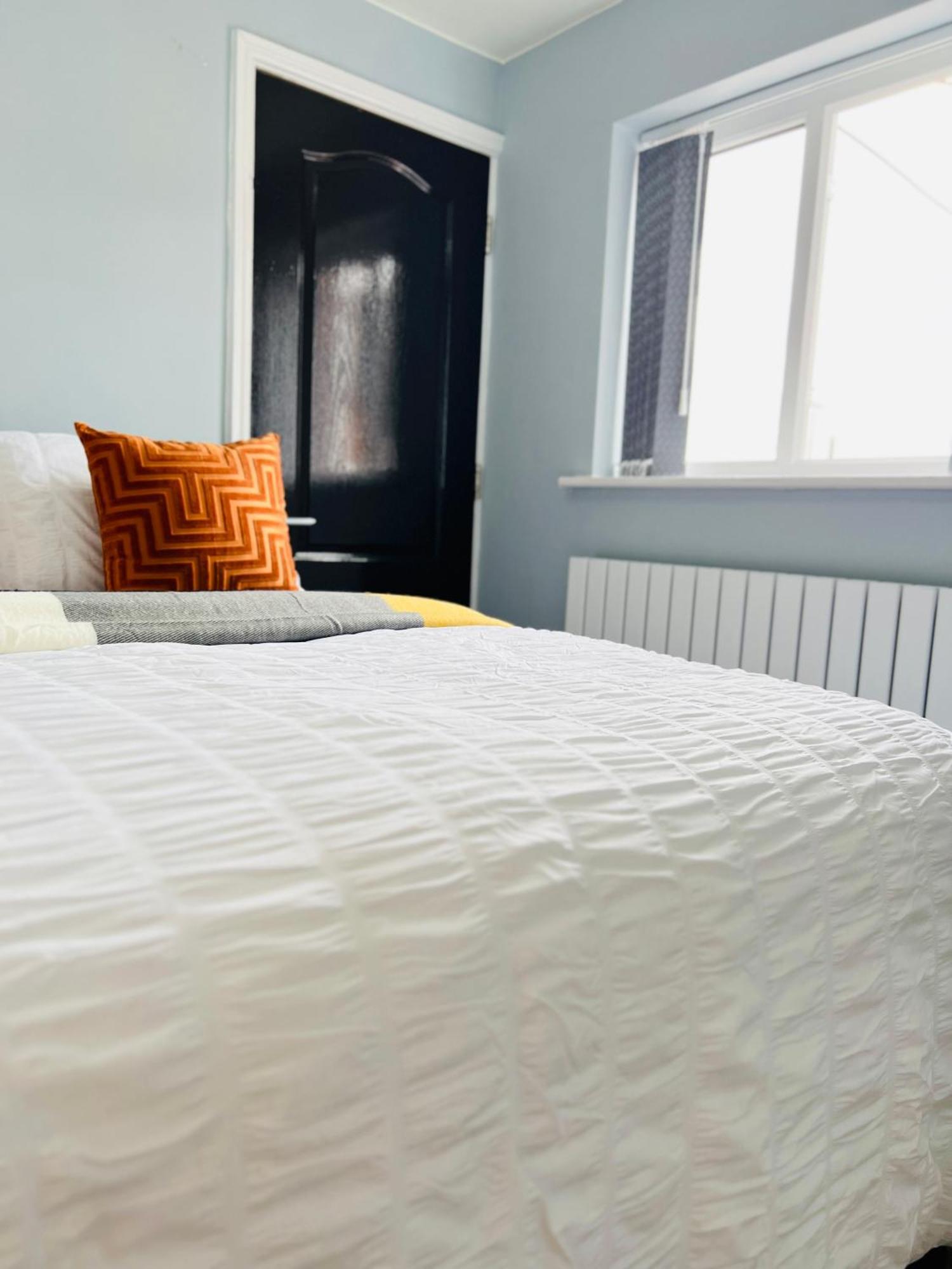 Deluxe 2 Bedroom Apartment Шефилд Екстериор снимка
